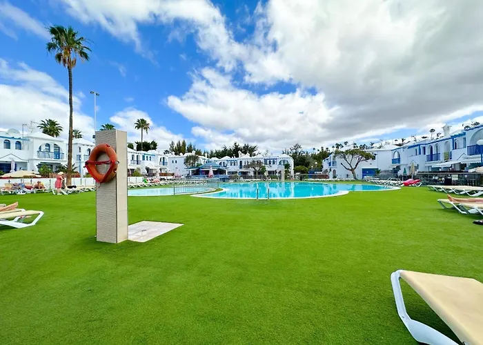 Playmar Pool By Wave
