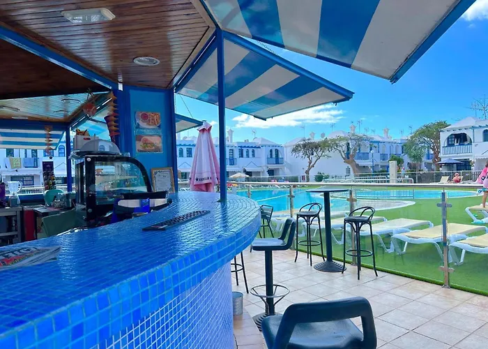Playmar Pool By Wave *